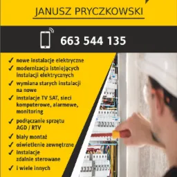 Reklama usług elektrycznych: elektryk w kasku pracuje przy skrzynce bezpiecznikowej, widoczna lista oferowanych usług, dane kontaktowe i adres.
