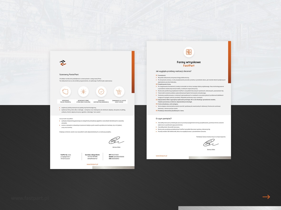Dwie kartki firmowe z tekstem o formach wtryskowych i logo FastPart, leżące obok siebie na białym tle, z akcentami kolorystycznymi w odcieniach pomarańczu i szarości.
