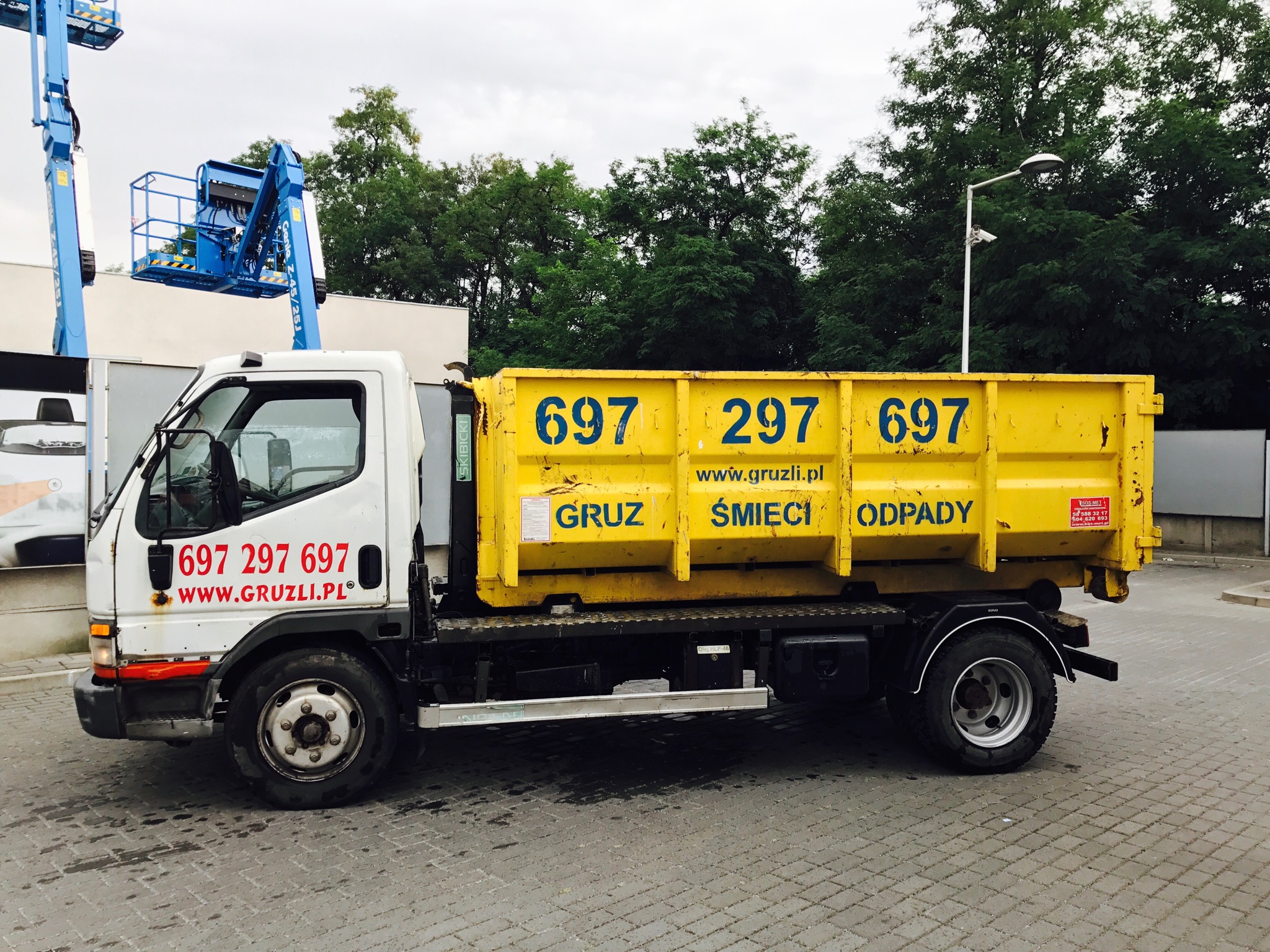 Kontenery na Gruz Legnica i Dolny Śląsk. Wywóz Gruzu, Śmie i i odpadów.