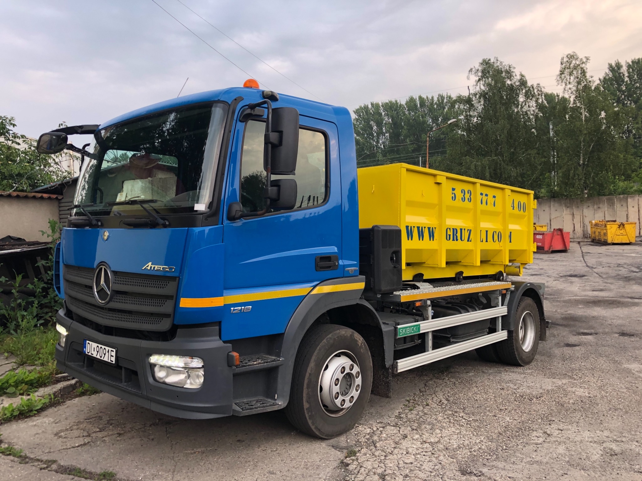 Wynajem Kontenerów na Gruz Legnica i okolice.