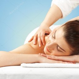 Masaż kręgosłupa i grzbietu.