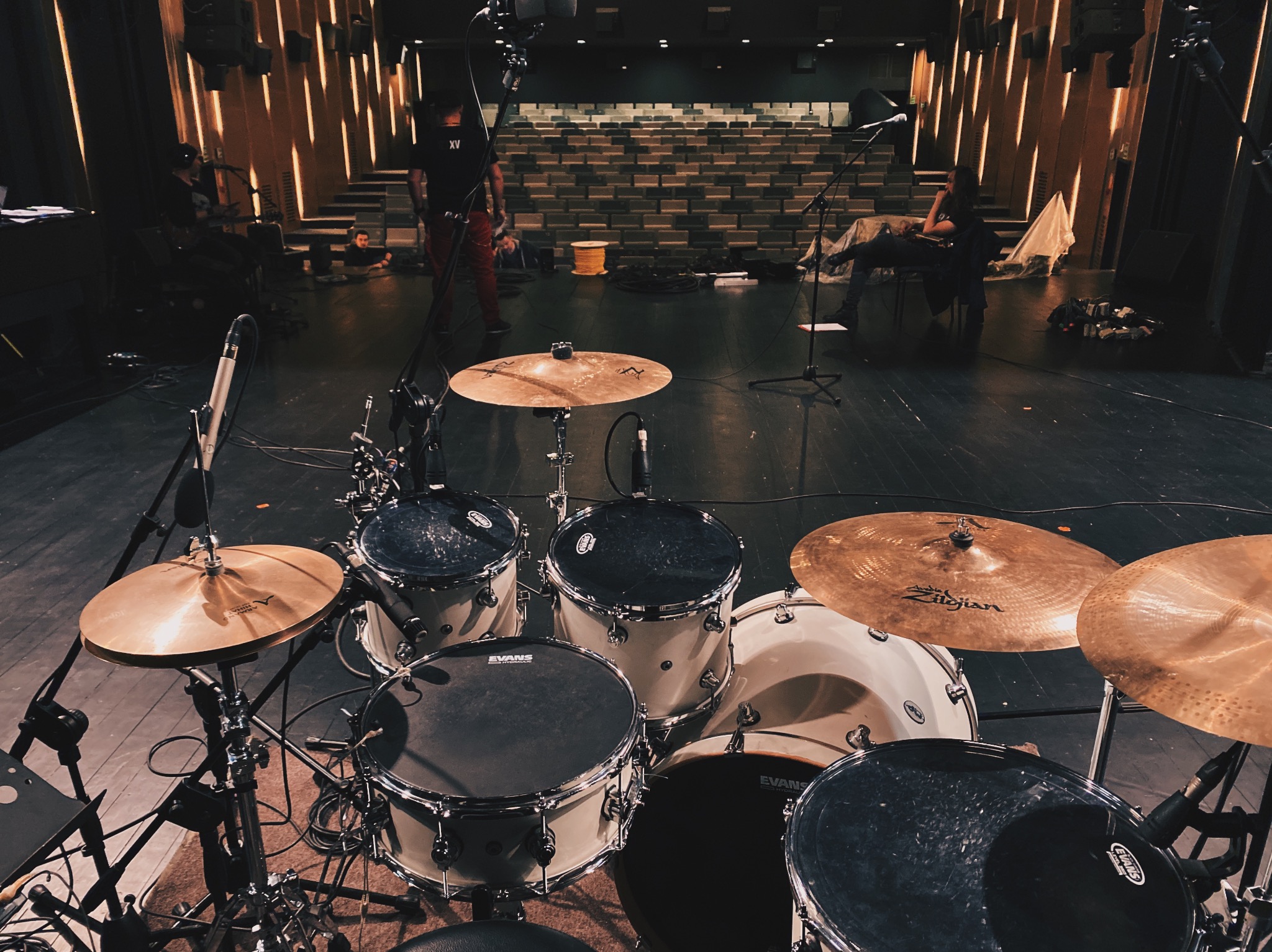 Sesja nagraniowa na koncert na żywo 'Kołobrzeżanie Kołobrzeżanom' w Regionalnym Centrum Kultury w Kołobrzegu.