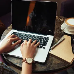 Jak zmieniać słowa w pieniądze?