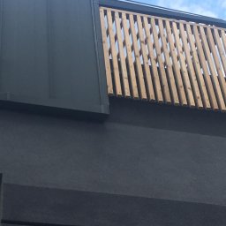 elewacja wentylowana łączona z pokryciem dachu - panel na rąbęk klick