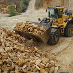 Kamieniarstwo Pawlik - Piaskowiec polski. Kopalnia kamienia naturalnego na skarpy.