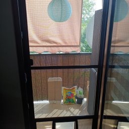Moskitiera na drzwi balkonowe z wyjsciem dla zwierzat