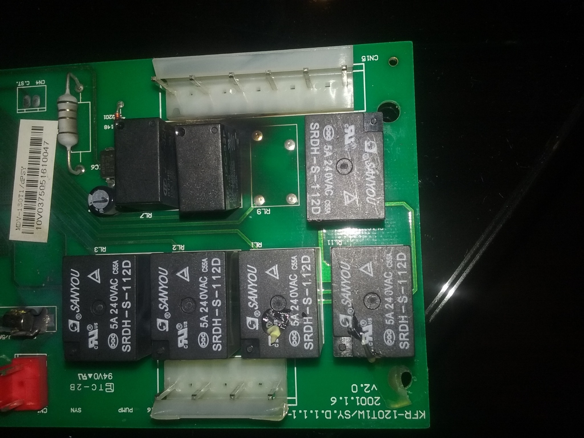 Naprawa płyty sterującej- wypalone przekaźniki