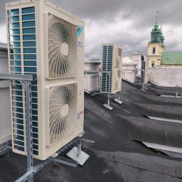 Montaż instalacji klimatyzacji VRV firmy DAIKIN - obiekt Hotel 