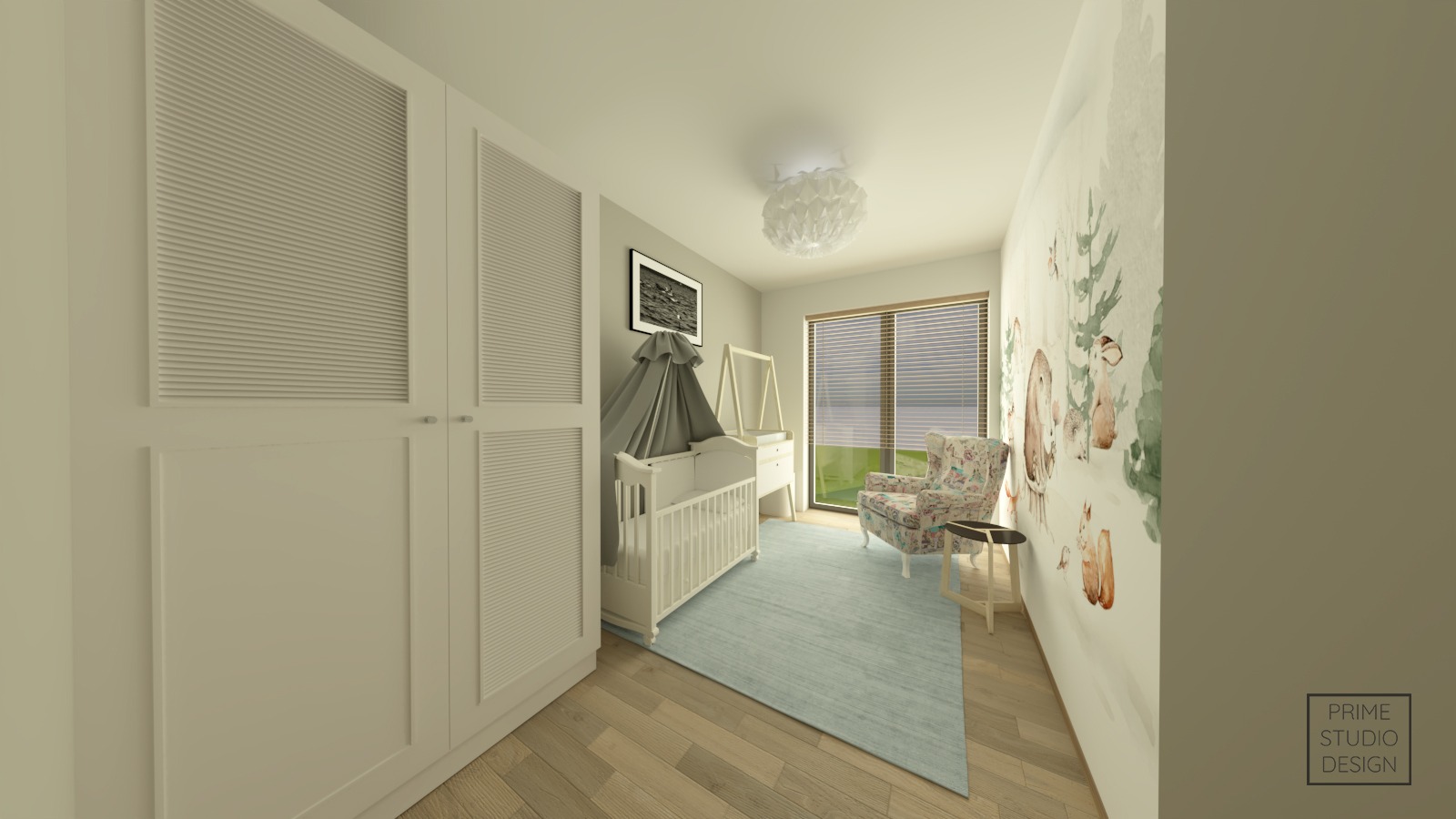 Wizualizacja pokoju dziecięcego z białym łóżeczkiem z baldachimem, szafą z lamelowymi frontami, fotelikiem w kwiaty i ścianą z motywem leśnych zwierząt.