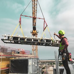 Central Point, Warszawa.
Montaż okien, szyb, montaż konstrukcji stalowych i konstrukcji elewacji.