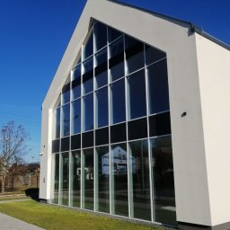 Fasada aluminiowa firmy POZIO z własnym montażem.
Przedszkole Węgliniec