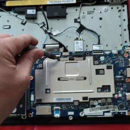 Lenovo ideapad 110-15IBR
Wymiana pasty termoprzewodzacej  Wymiana tasiemki touchpada