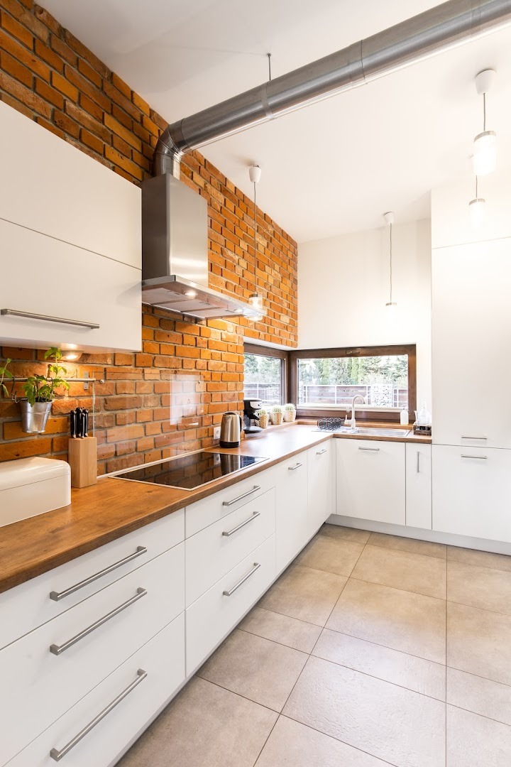 montaż kuchni oraz zabudowy