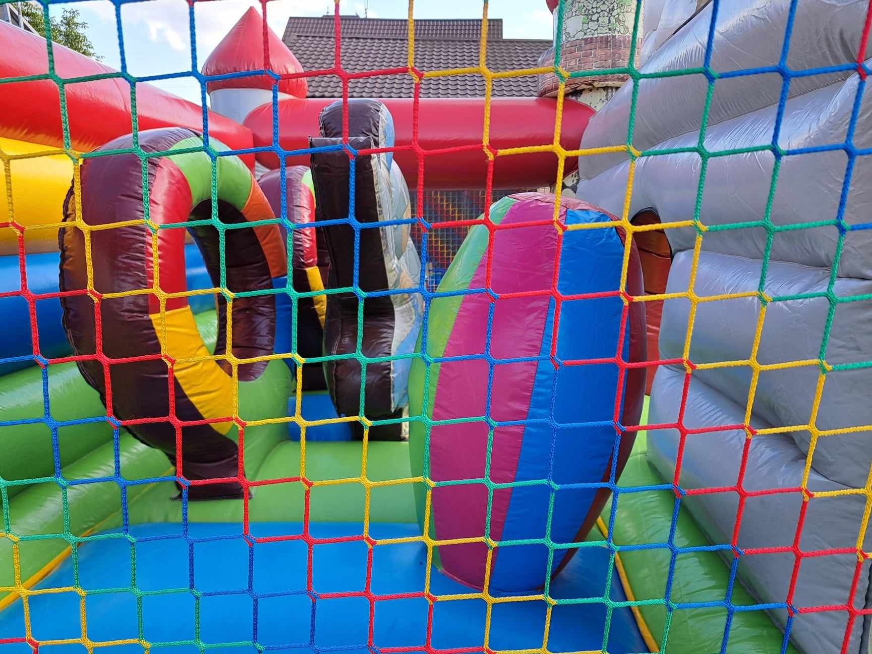 Skakaniec Smok -wnętrze