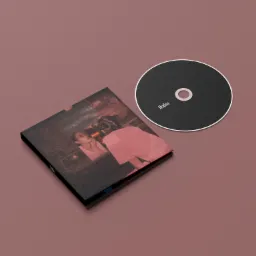 Projekt okładki albumu muzycznego i płyta CD na jednolitym tle w odcieniach różu i brązu. Okładka przedstawia zdjęcie w stylu vintage, a płyta ma minimalistyczny design z napisem 'Rodeo'.