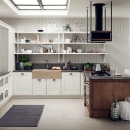 Kuchnia klasyczna Favilla w stylu dworkowym. Kuchnia na wymiar.