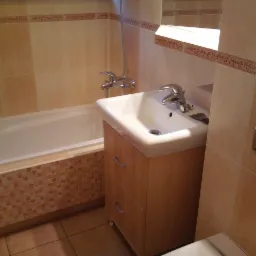 malowanie,gładzie,płyty G-K,panele,sztukateria.