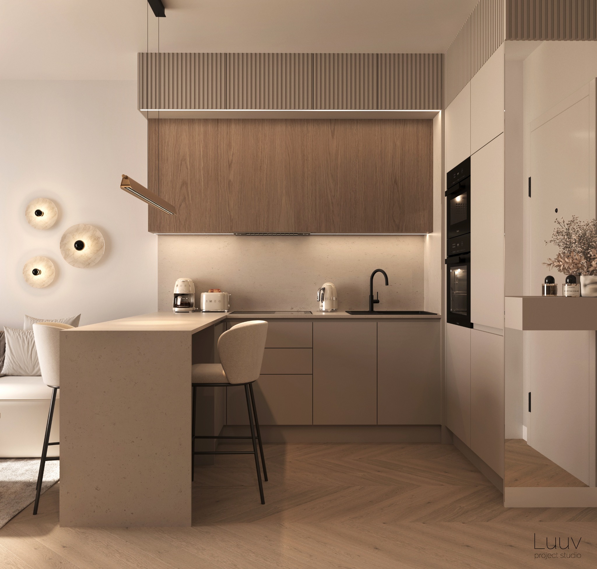 Projekt kuchni w Krakowie z wyspą, drewnianymi akcentami i oświetleniem LED, uzupełniony o sprzęt AGD marki Smeg i marmurowe lampy ścienne.