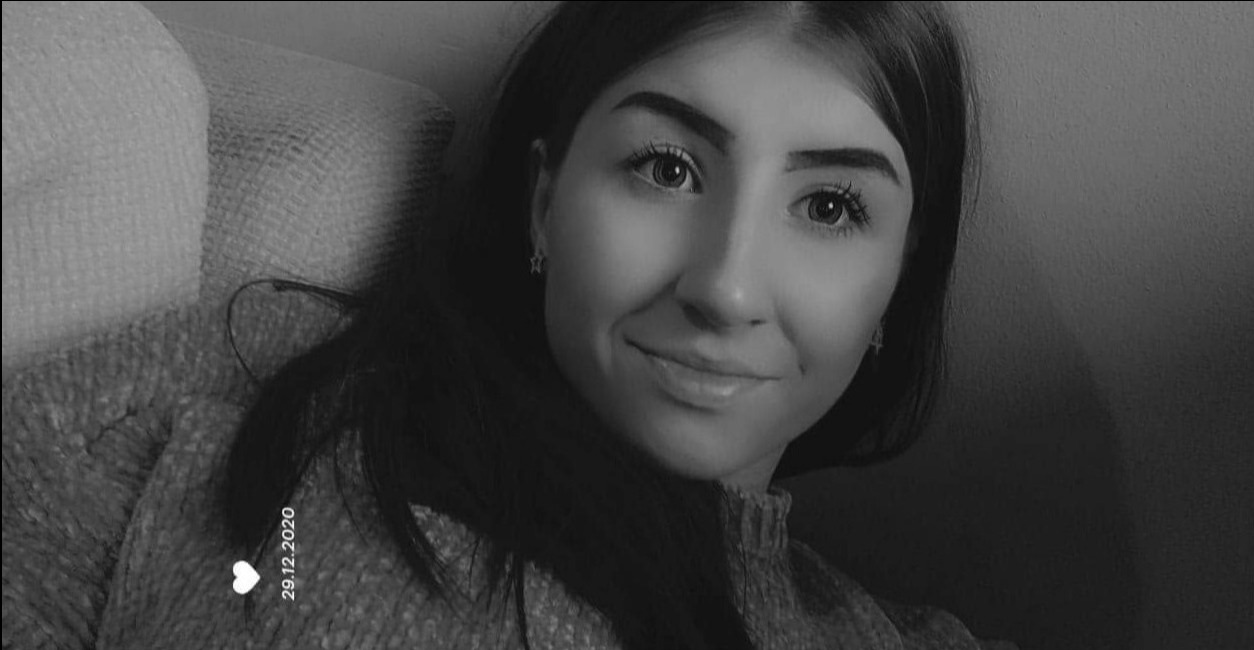 Jestem młodą osobą poszukuje pracy jako niania