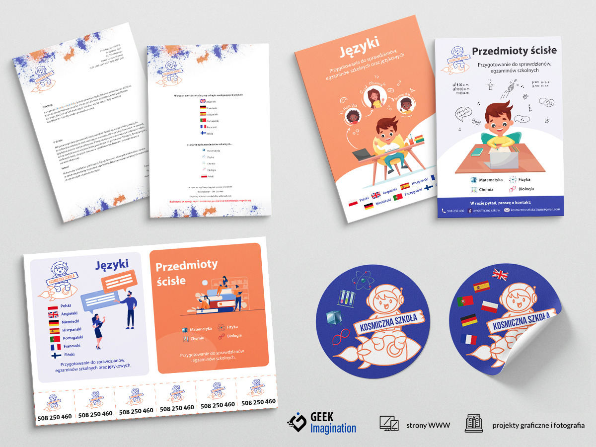 Zestaw materiałów reklamowych dla szkoły językowej, w tym ulotki i naklejki z motywami kosmicznymi i ilustracjami uczniów.