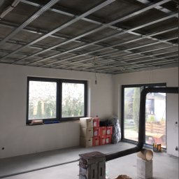 RAFMEX USŁUGI REMONTOWO BUDOWLANE - Montaż sufitów podwieszanych na stelażu