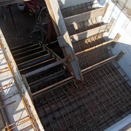 Schody nie daleko warszawy strop