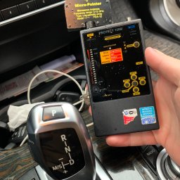 Wykrywanie lokalizatorów GPS oraz podsłuchów w samochodzie. 