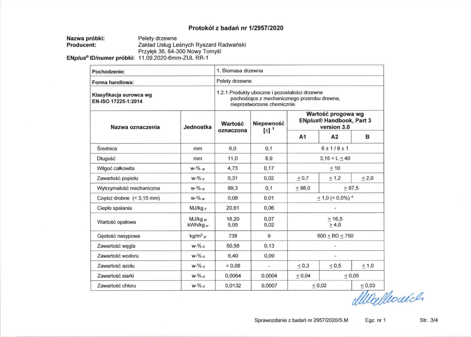 Skan protokołu z badań pelletu drzewnego nr 1/2957/2020, zawierający dane producenta, parametry pelletu takie jak średnica, długość, wilgotność, zawartość popiołu, wytrzymałość mechaniczną, ciepło...