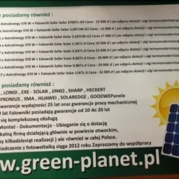 Ulotka reklamowa firmy fotowoltaicznej Green-Planet.pl z ofertą cenową na zestawy paneli słonecznych i falowników różnych marek, informacją o gwarancji i obszarze działania firmy.