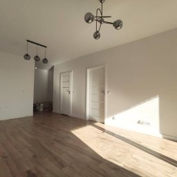 Malowanie mieszkań Stadniki 4