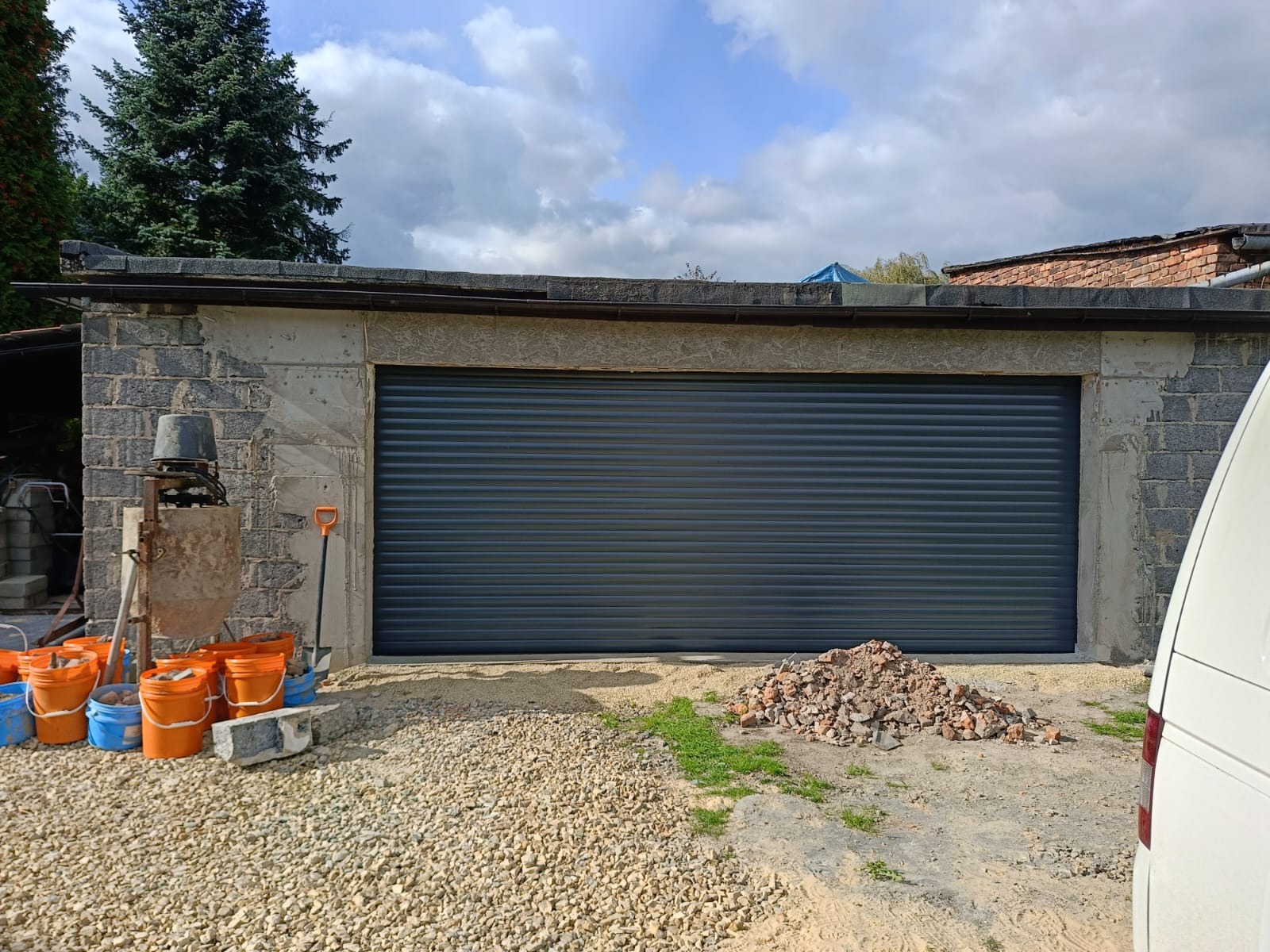 Brama rolowana w kolorze antracyt