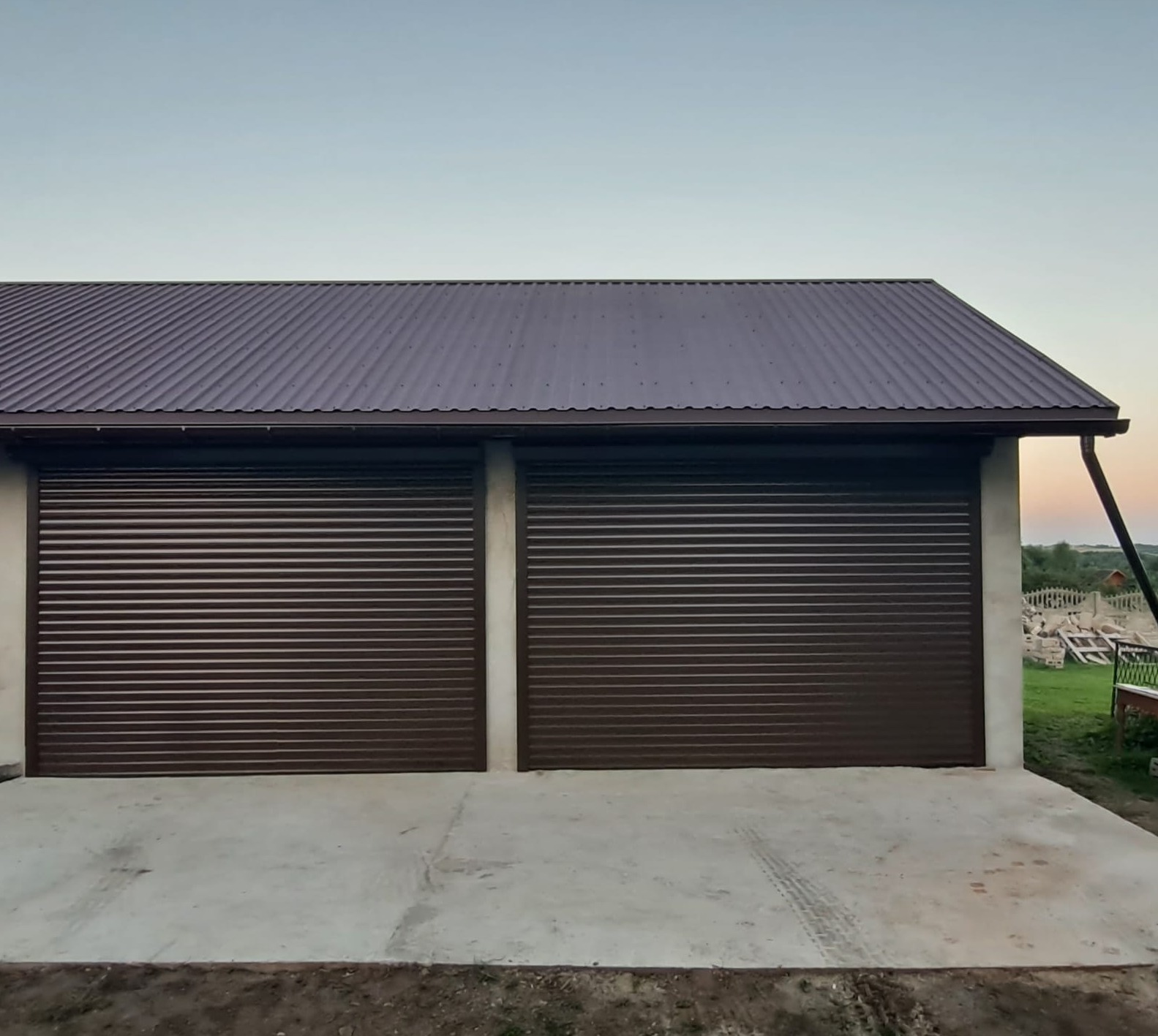 Ciemny brąz profil PA77