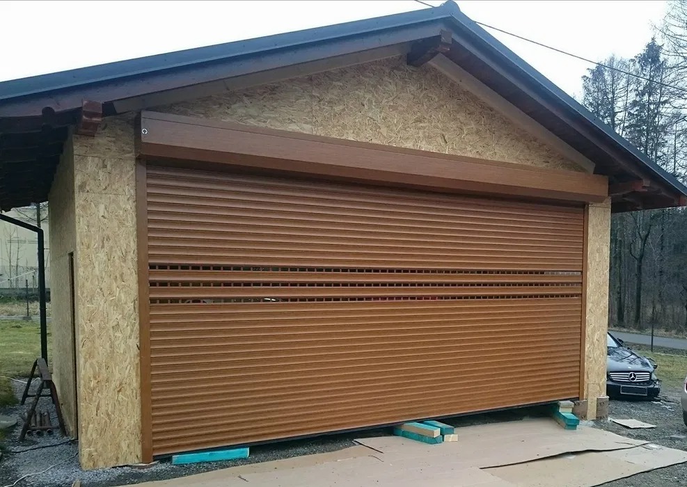 Brama rolowana orzech