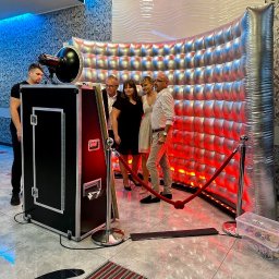 Bella Arte Show - Fotolustro i dmuchana ścianka do zdjęć. Atrakcja eventowa.