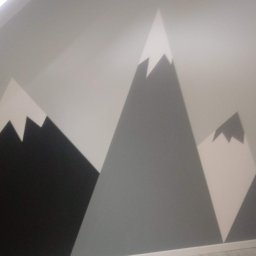 malowanie ściany efekt gór