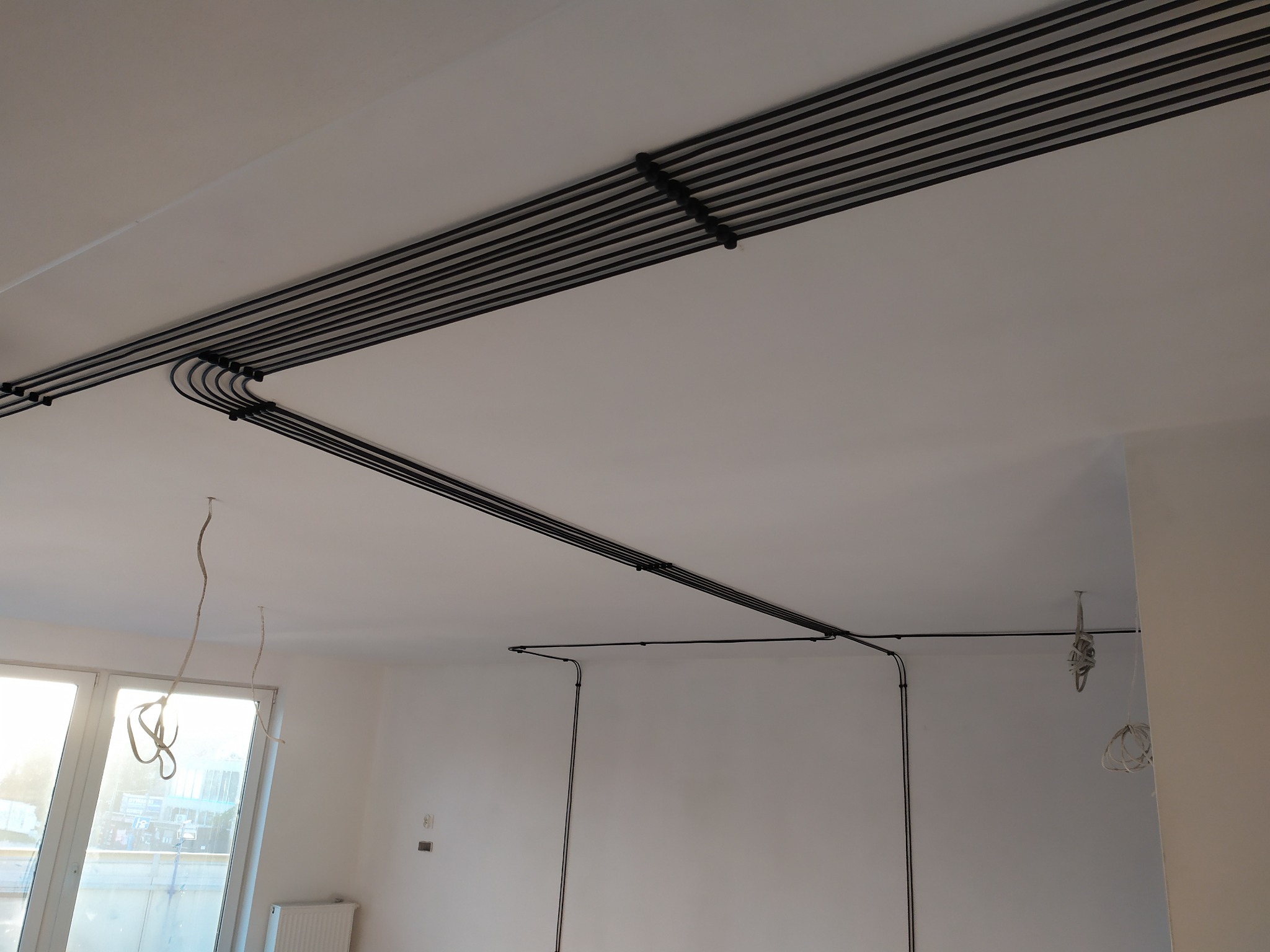 Instalacja teletechniczna w stylu LOFT na specjalne zamówienie klienta.