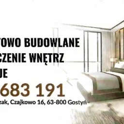Reklama usług remontowo-budowlanych z wizualizacją stylowo wykończonego wnętrza sypialni z łóżkiem i stolikiem nocnym.