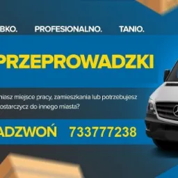 Reklama firmy oferującej usługi transportowe: biały bus na niebieskim tle z napisem 'Przeprowadzki', numerem telefonu i hasłami 'Szybko. Profesjonalnie. Tanio.'