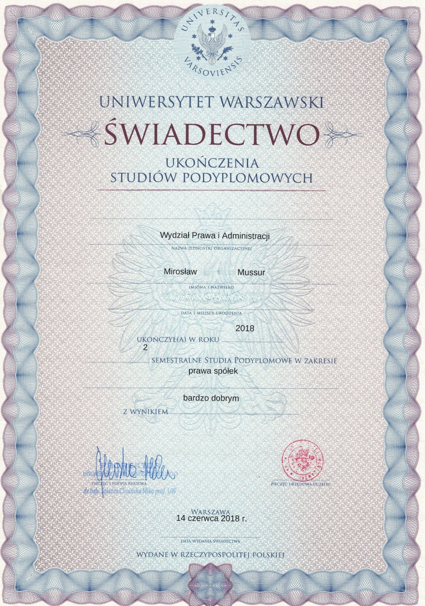 Skan świadectwa ukończenia studiów podyplomowych z prawa spółek na Uniwersytecie Warszawskim, wydane w 2018 roku.