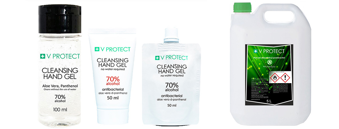 Różne opakowania produktów V Protect: żel do rąk w butelce 100 ml, tubce 50 ml i saszetce 50 ml oraz płyn do dezynfekcji powierzchni w 5-litrowym kanistrze, wszystkie z 70% zawartością alkoholu.
