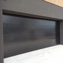 brama segmentowa Wiśniowski UniTherm60 lakierowanie silkline RAL9005