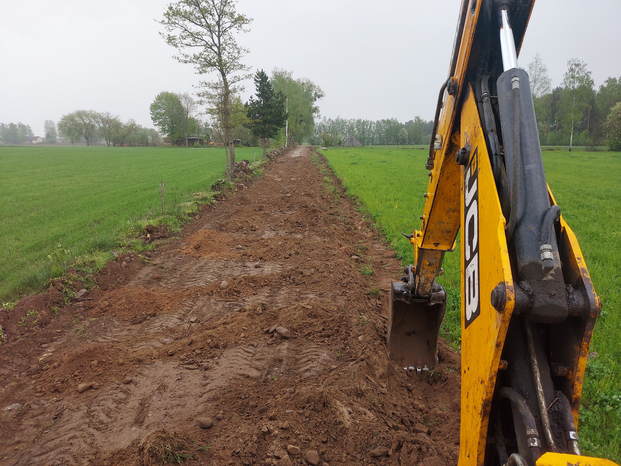 Niwelacja i kształtowanie drogi