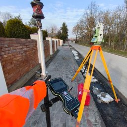 Geodeta Stary Dzików 2