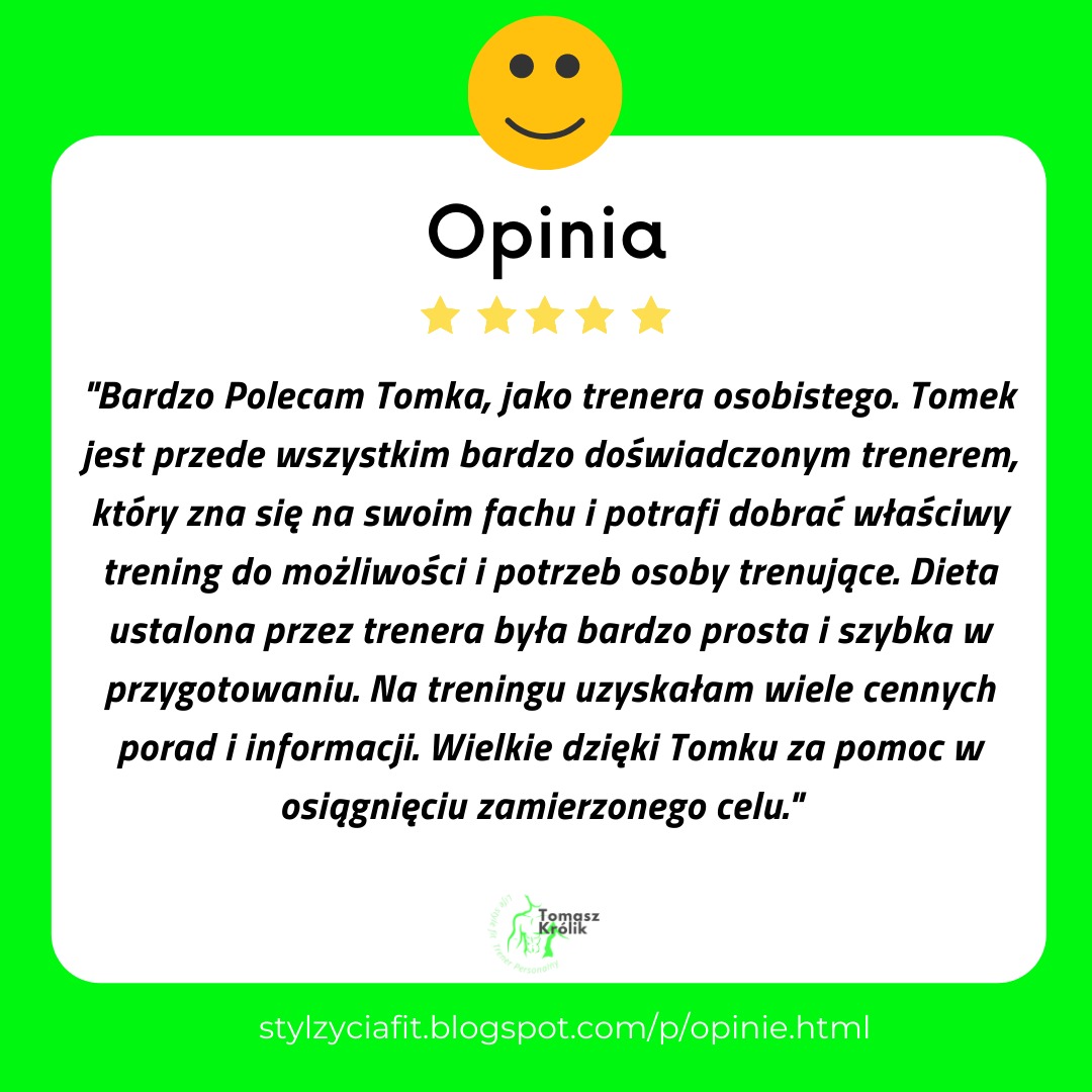 Zrzut ekranu pozytywnej opinii klienta z pięcioma gwiazdkami, polecającej trenera personalnego Tomka, z informacją o dopasowaniu treningu i prostej diecie, oraz linkiem do bloga stylzyciafit.