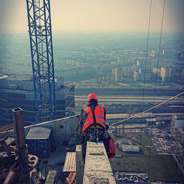 Demontaż konstrukcji