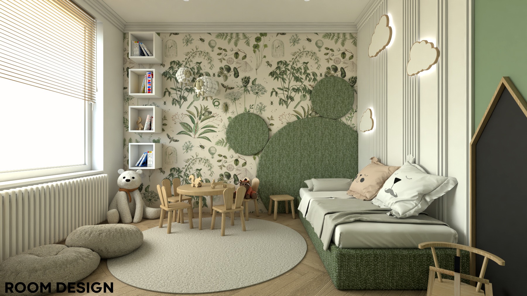 Pokój dziecięcy z okrągłym dywanem, drewnianym stolikiem i krzesłami, łóżkiem z zielonym zagłówkiem w kształcie głowy misia i półkami z książkami