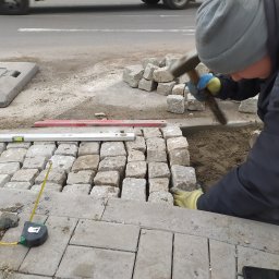 Grzegorz Nowak - Bezkonkurencyjne Kostki Kamienne w Kolbuszowej