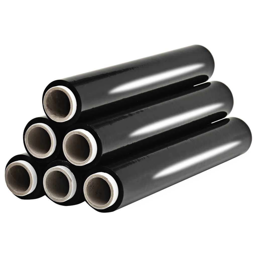 Stos sześciu rolek czarnej folii stretch z białymi zakończeniami, ułożonych piramidalnie na białym tle.