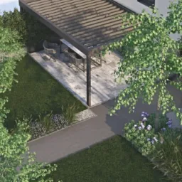 Projekt zagospodarowania przestrzeni przydomowej z drewnianą pergolą, meblami ogrodowymi, trawnikiem i nasadzeniami roślin ozdobnych, widok z góry.