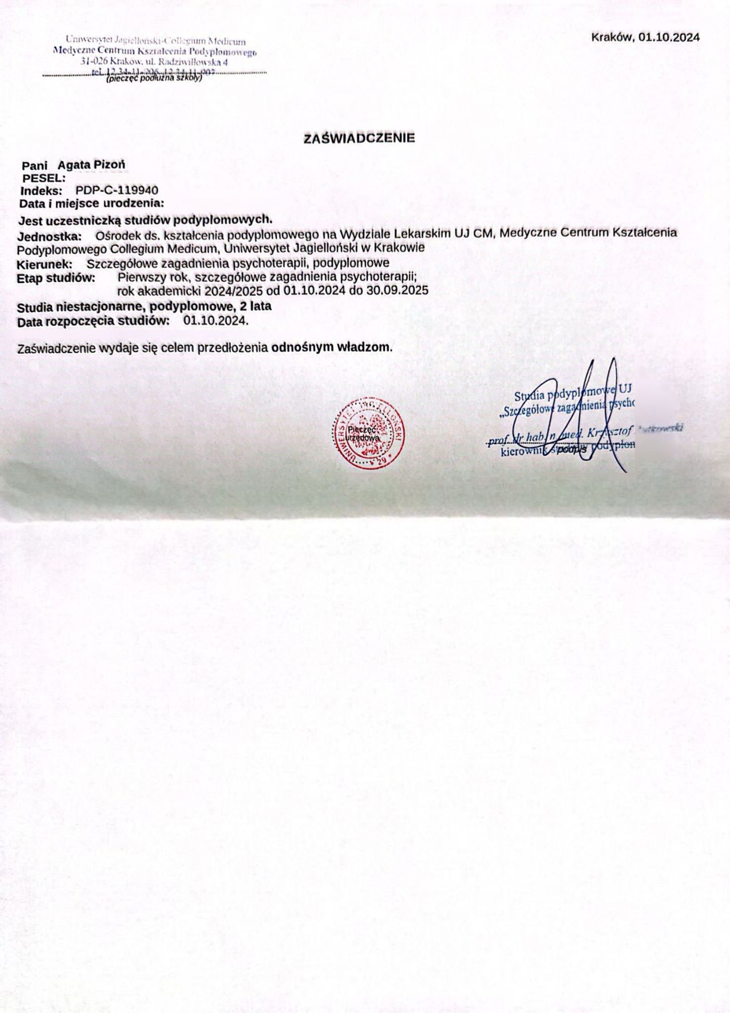 Skan zaświadczenia o udziale w studiach podyplomowych z zakresu szczegółowych zagadnień psychoterapii, wydany przez Uniwersytet Jagielloński Collegium Medicum w Krakowie, datowany na 01.10.2024,...